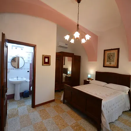 Selisa Bed & Breakfast 3*